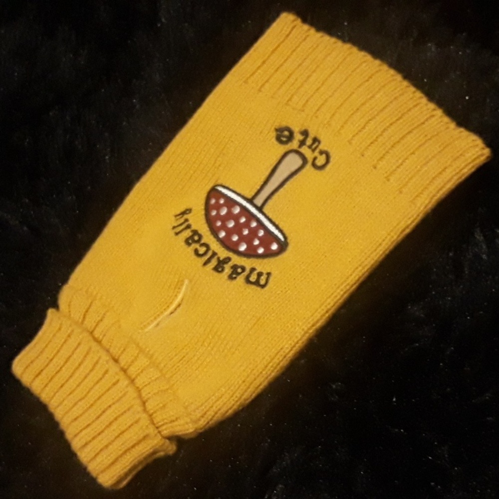 Cat / Dog Sweater "Magically Cute" 🍄 Shroom Adorable Mustard yellow embroidered